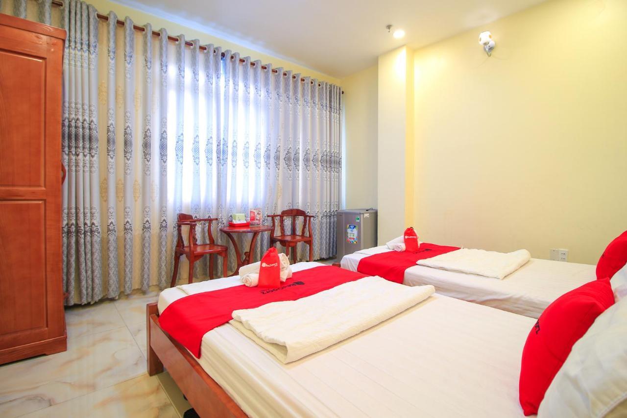 Reddoorz Plus @ Dong Den Street Hotel Ho Chi Minh City Exterior photo